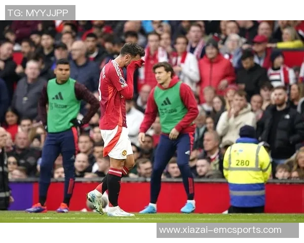 B费庆祝曼联300场出战成就午睡习惯或助高出勤率提升表现